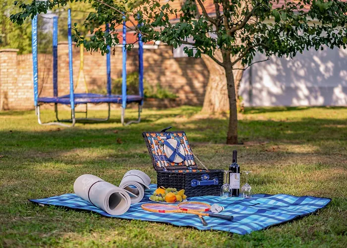 Penzion Degi Festetics-kastely, Park Vendeghaz Dég